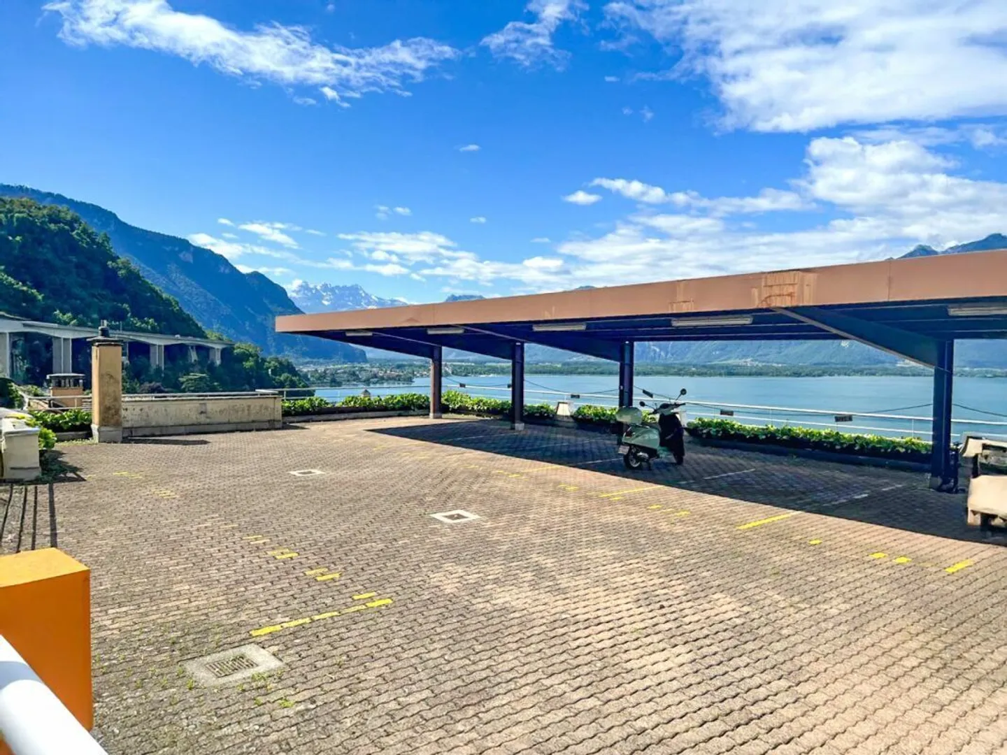 Magnifico appartamento di 4,5 locali con vista panoramica sul lago. - Foto 8 di 10