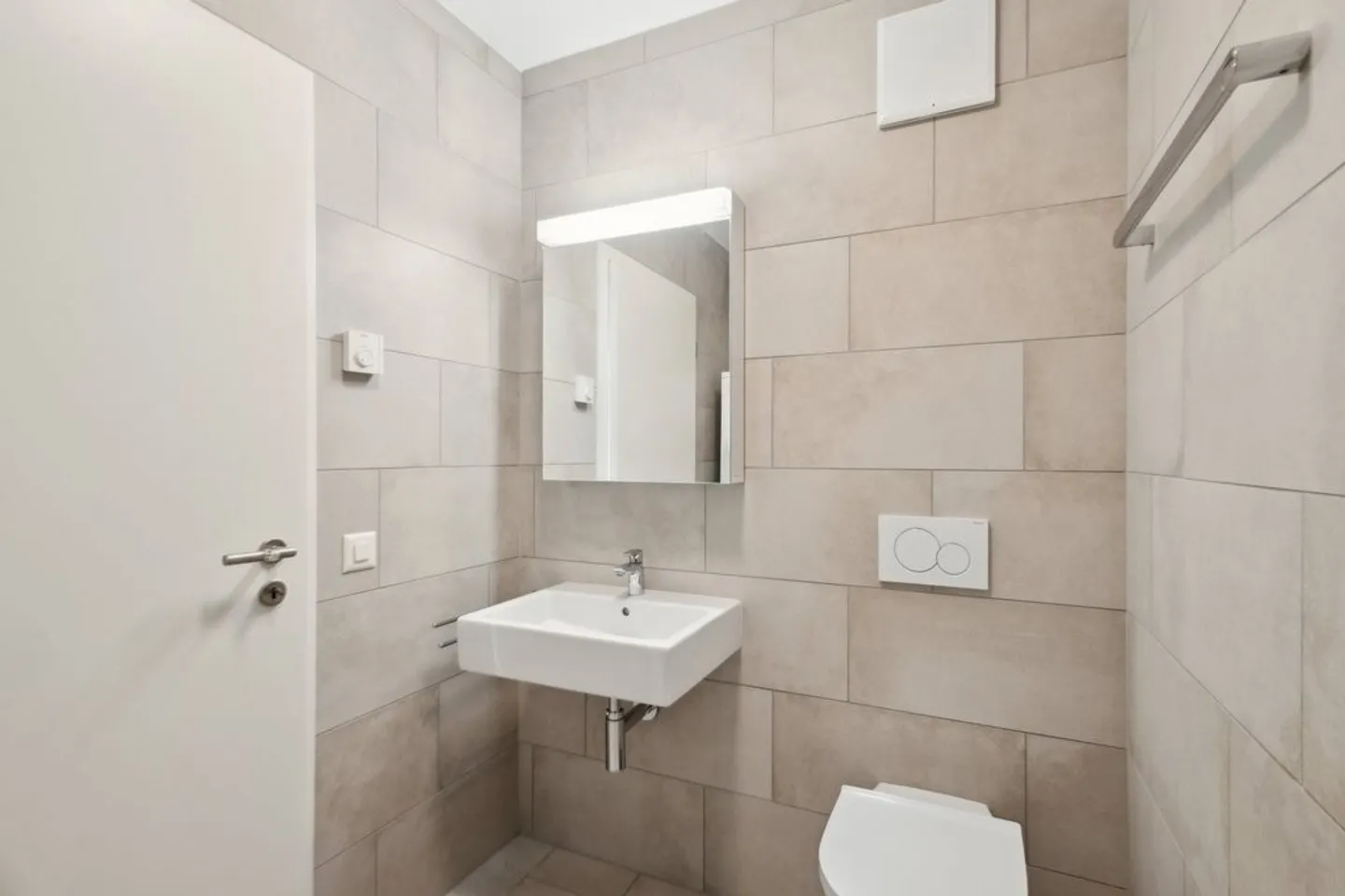 Appartamento moderno e luminoso di 2,5 stanze nel verde - Foto 6 di 7