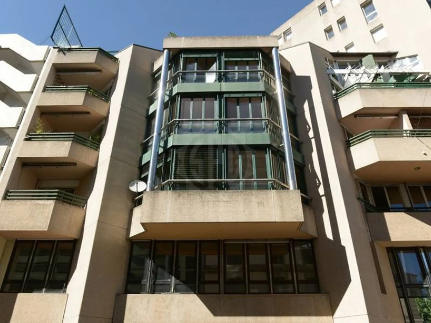 Parking - Geneva - Photo 2 of 4