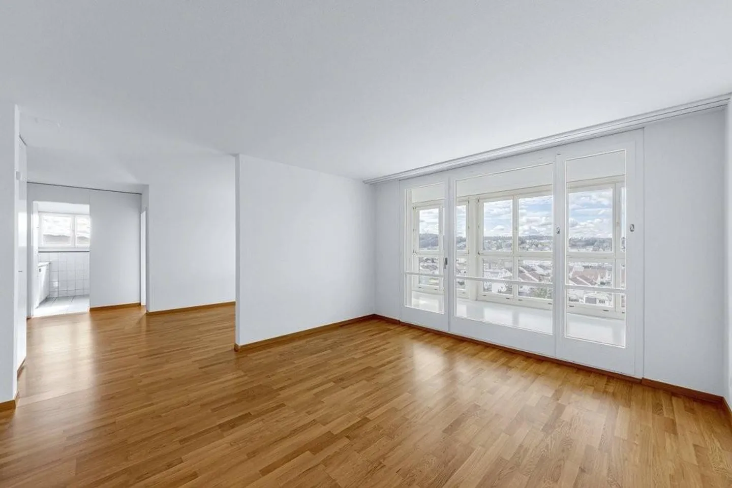 LOUER SANS CAUTION - Développement populaire dans un bon emplacement - Photo 4 sur 9