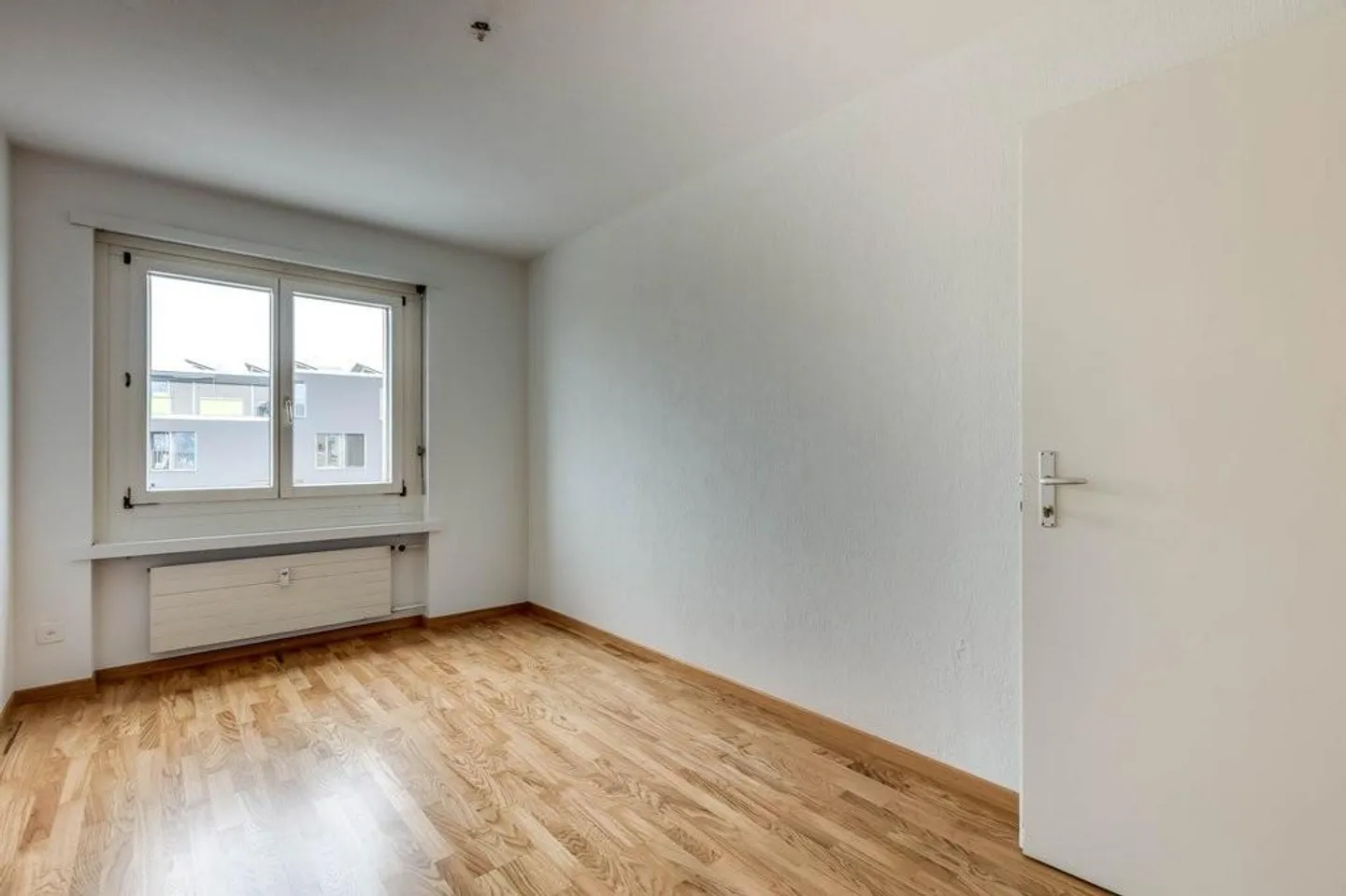 LOUER SANS CAUTION - Développement populaire dans un bon emplacement - Photo 6 sur 9