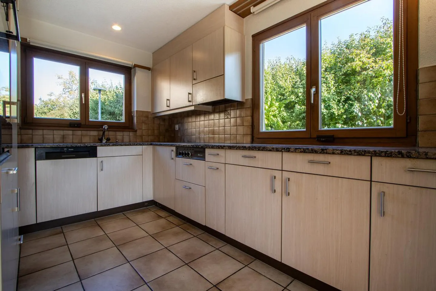 Charming Townhouse in Aarberg - Photo 7 of 22