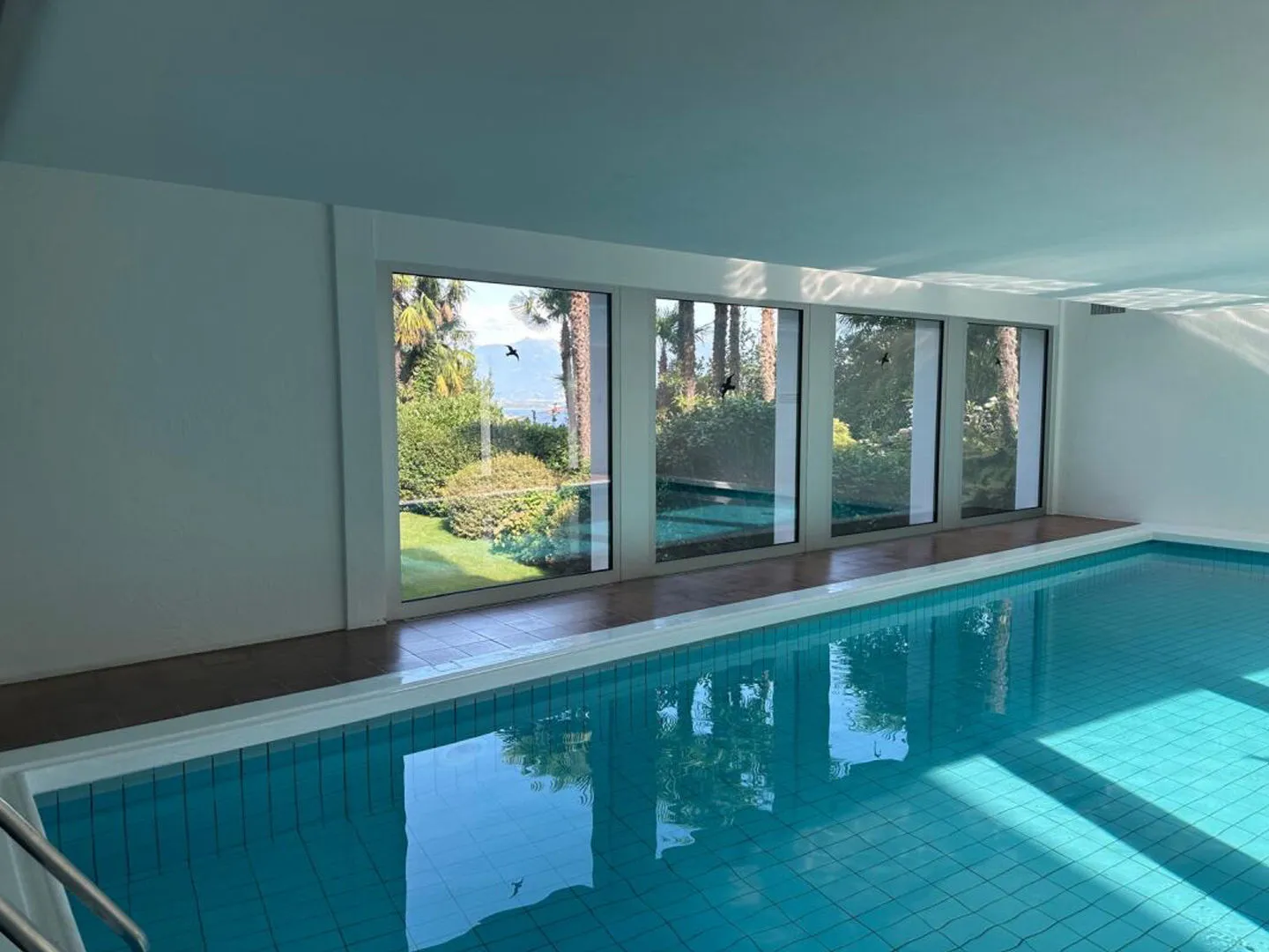 Incantevole Appartamento Secondario di 3.5 Locali con Vista Lago in Posizione Prestigiosa ad Ascona - Foto 8 di 13