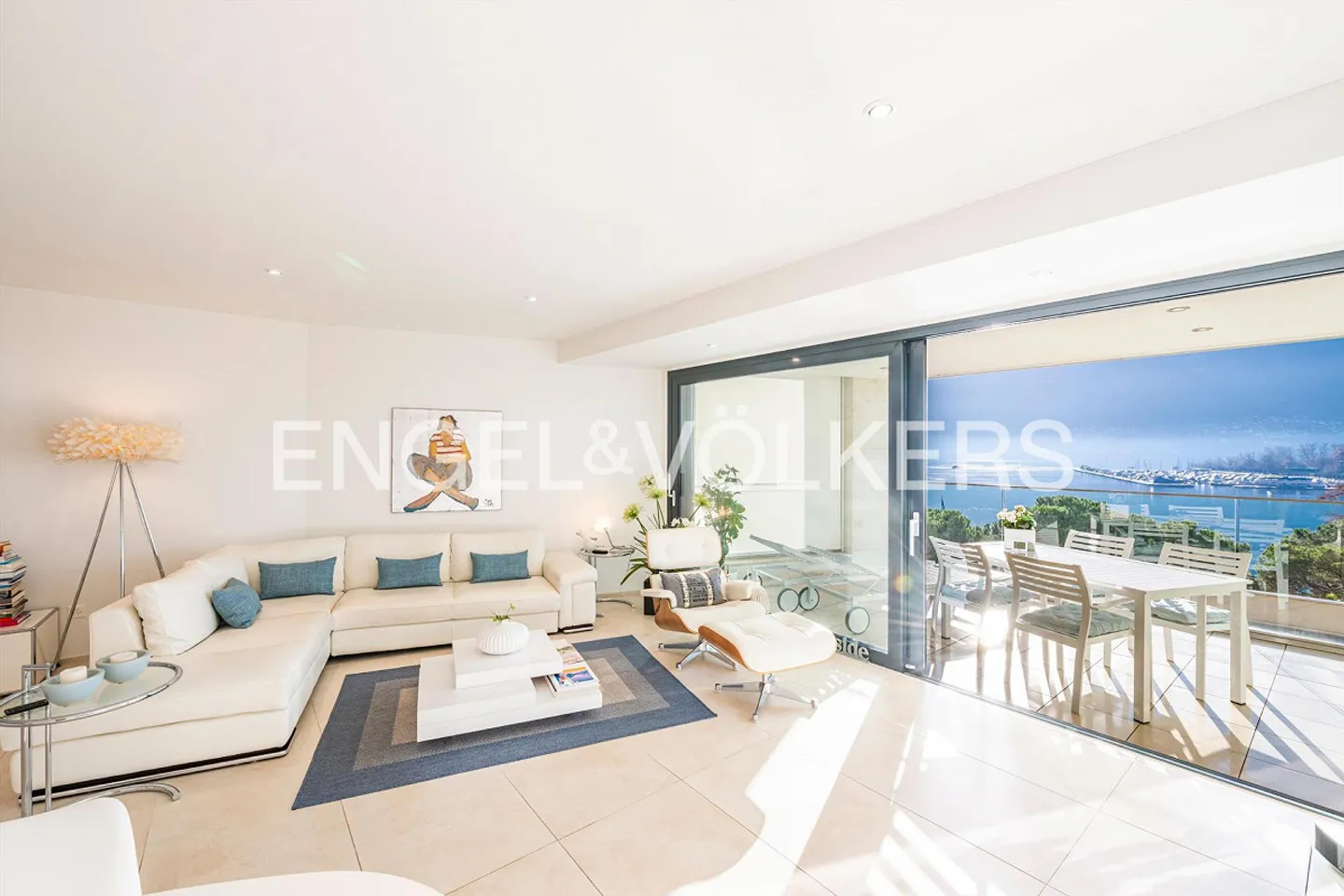 Résidence urbaine luxueuse en première ligne du lac - Muralto (68) - Photo 1 sur 12