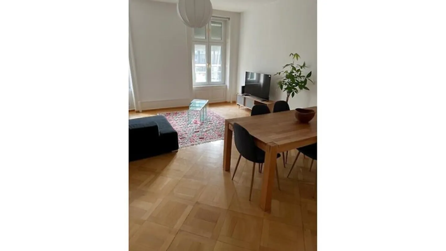 3-ROOM APARTMENT IN BIEL/BIENNE (BE), FURNISHED, FIXED TERM - Photo 2 of 10