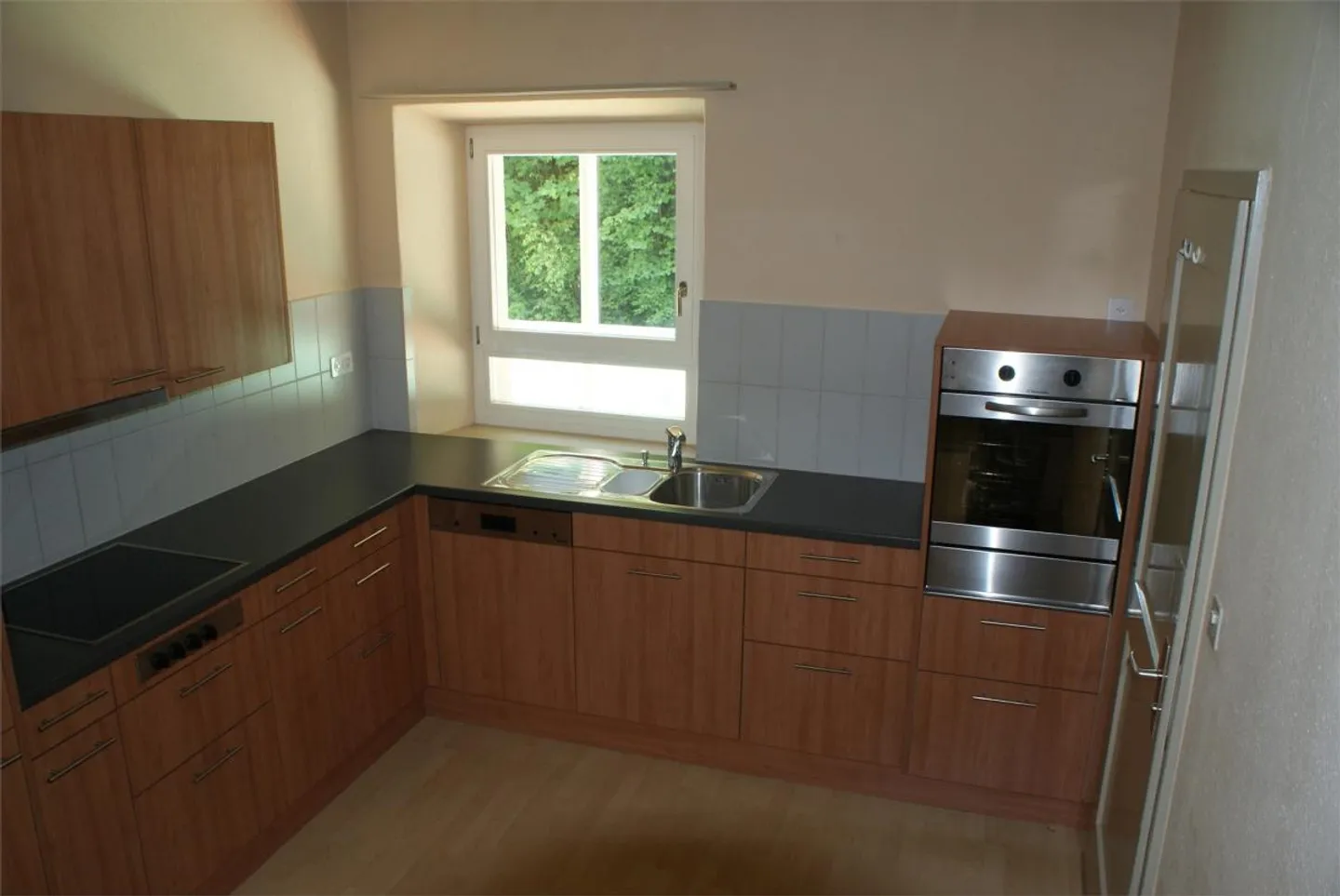 Large 3.5-room apartment outside Laufen in the Bärschwil SO station - Photo 1 of 5