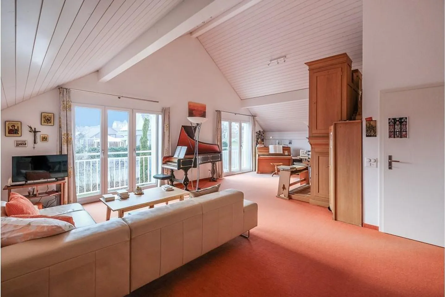 Detached 4.5-room single-family house in a quiet and sunny location near the Aare and the city center! - Photo 11 of 13