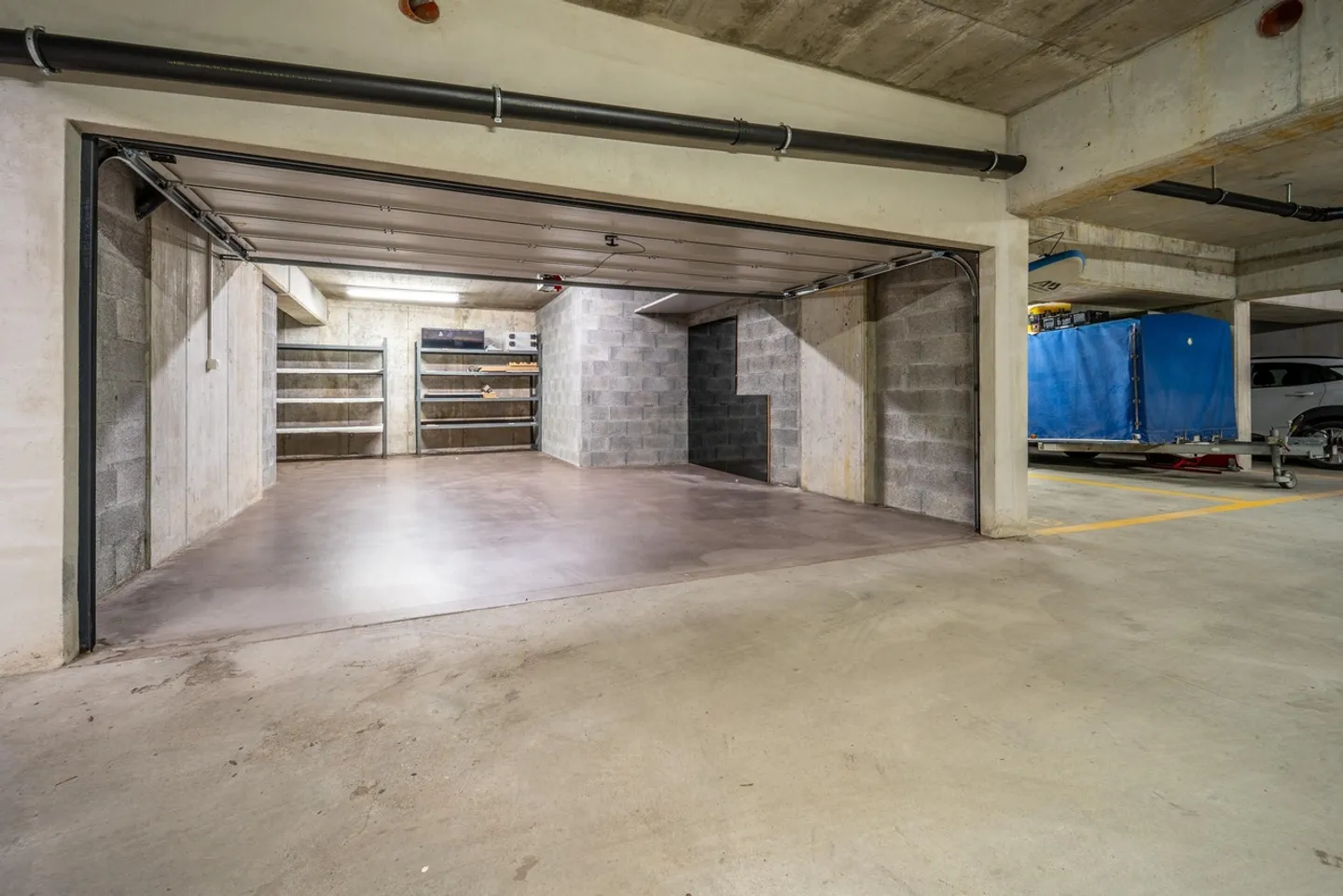 APPARTAMENTO - VISTA LAGO INEGUAGLIABILE - GARAGE DOPPIO - ESCLUSIVO - Foto 10 di 11