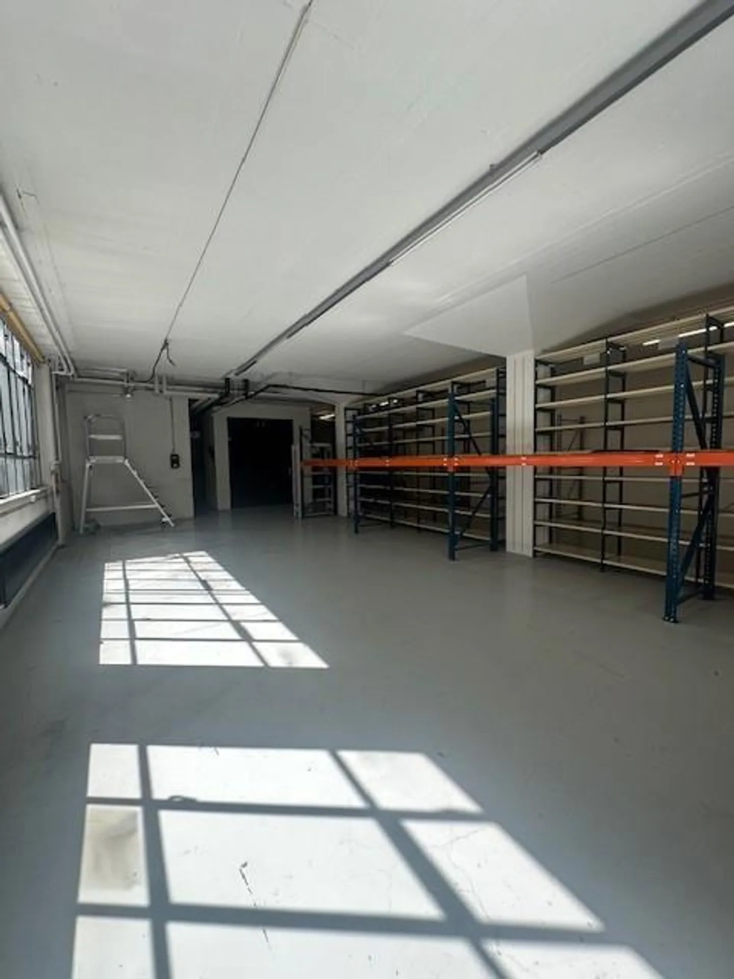 Commercial space approx. 284m2 for rent in the VIDMAR halls! - Photo 1 of 3