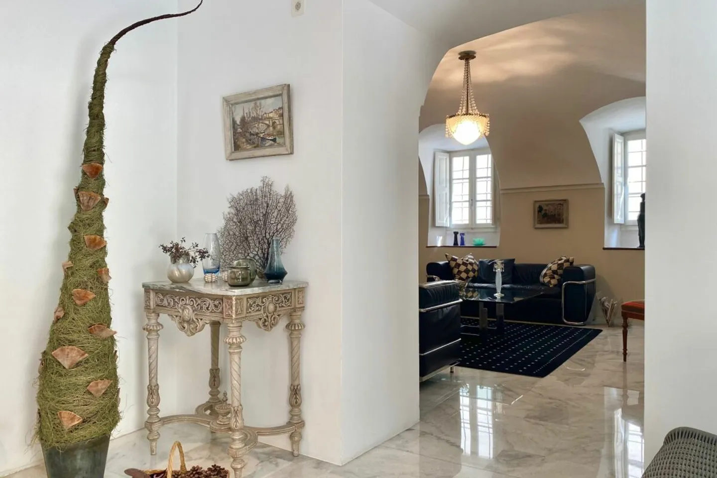 Pure tranquility !!! Restored village palazzo with Mediterranean courtyard & double garage - near Lugano - Photo 16 of 39