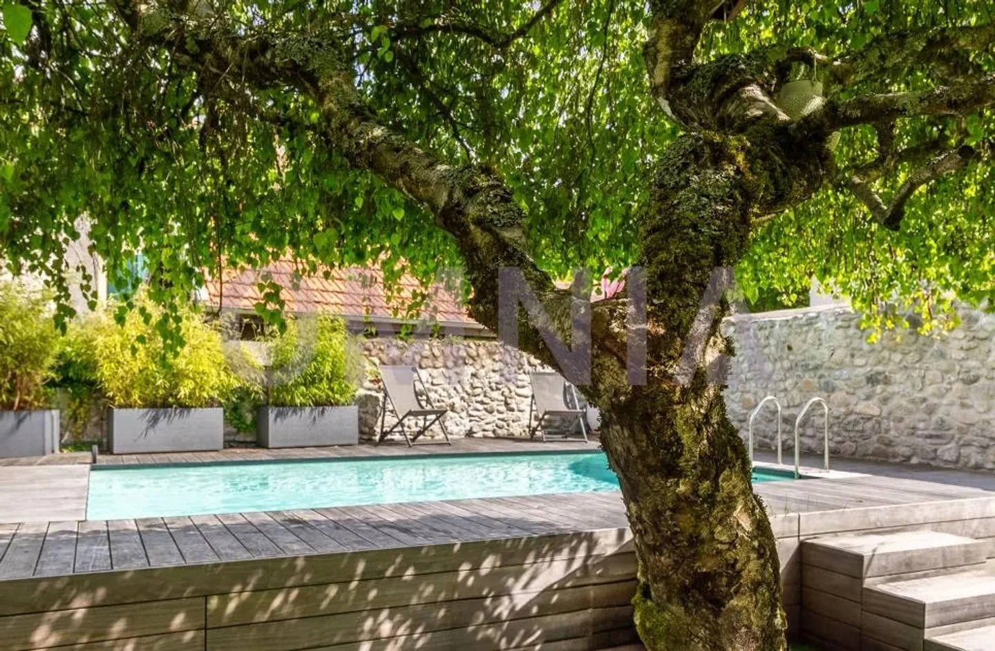 Casa di 250 m2 con piscina in un ambiente idilliaco - Foto 8 di 12