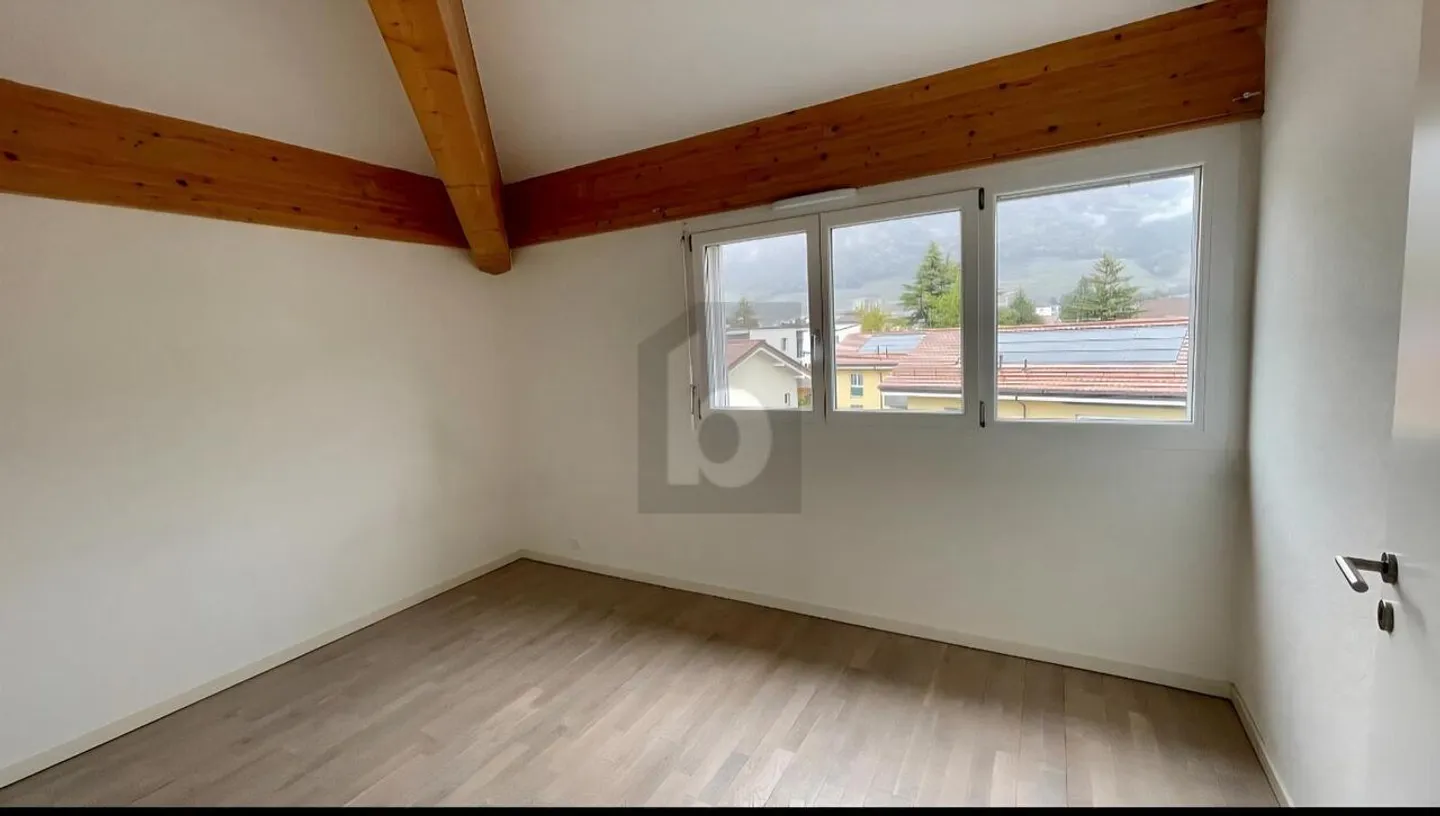 Appartement Attique Charmant à Aigle - Photo 5 sur 6