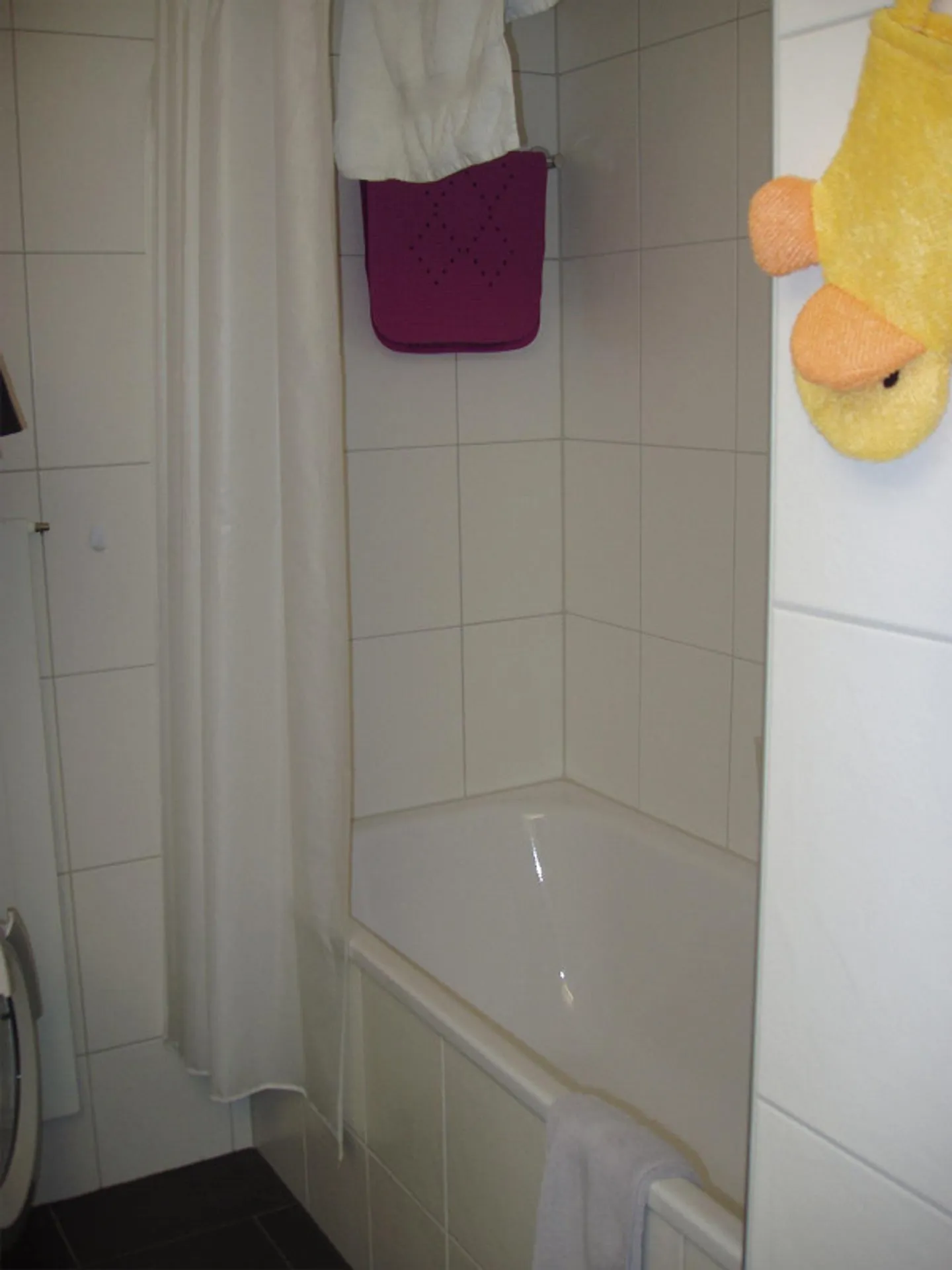Appartamento moderno di 4,5 stanze con balcone a Gümligen - Foto 4 di 7