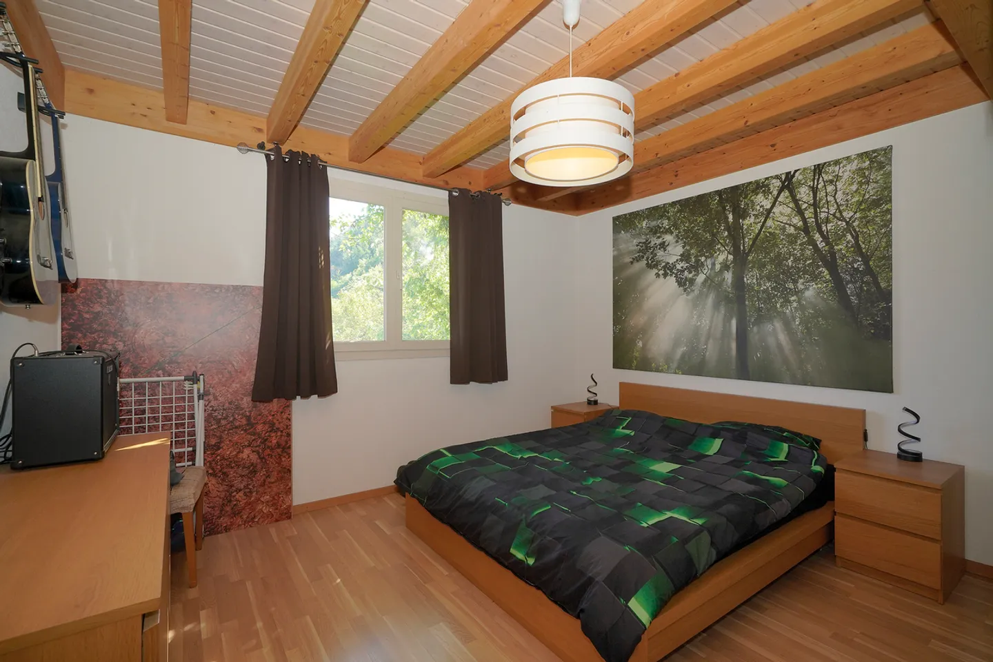 Chalet-villa idéal pour une vie paisible et confortable - Photo 4 sur 12