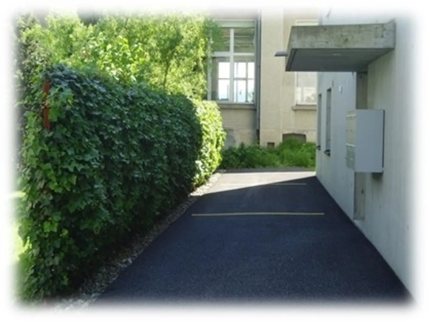 exklusive Wohnung in kleinem Mehrfamilienhaus im 2.OG - Foto 3 von 18