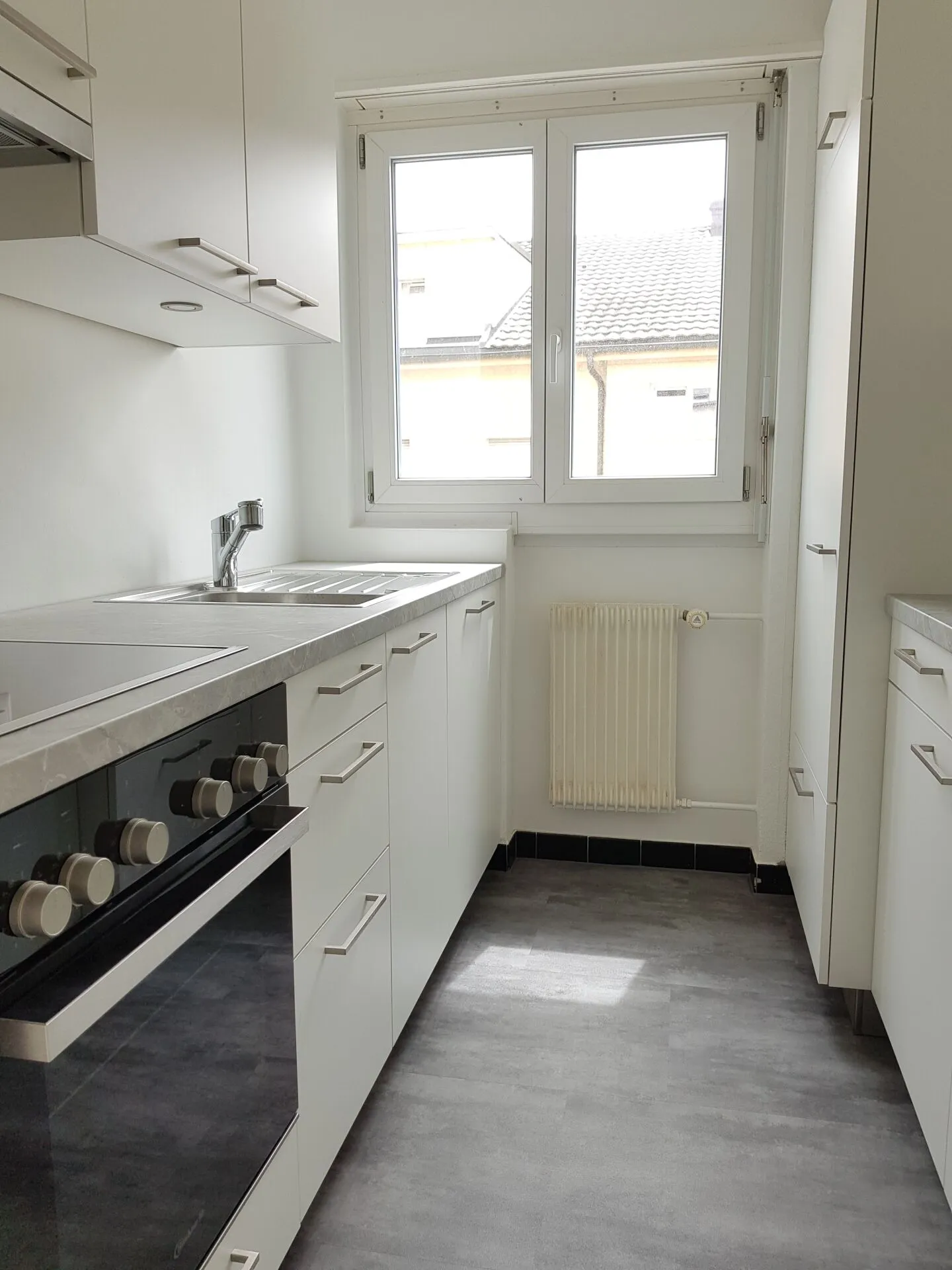 Renovated 4-room apartment in Lyss - Photo 1 of 12
