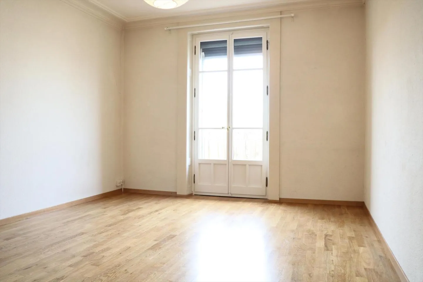 Appartement avec potentiel d'aménagement en 5 pièces, à Acacias. - Photo 2 sur 11