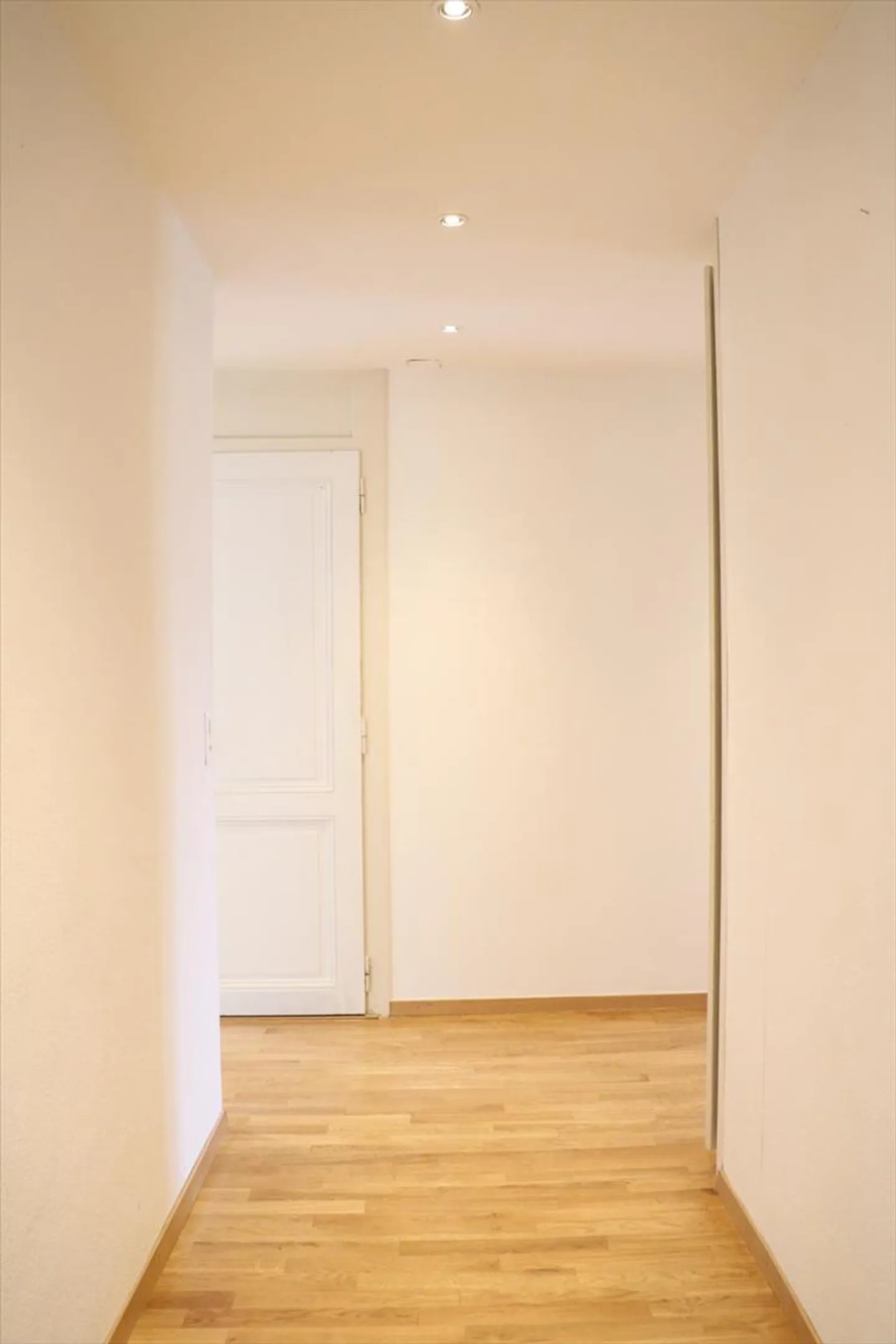 Appartement avec potentiel d'aménagement en 5 pièces, à Acacias. - Photo 6 sur 11