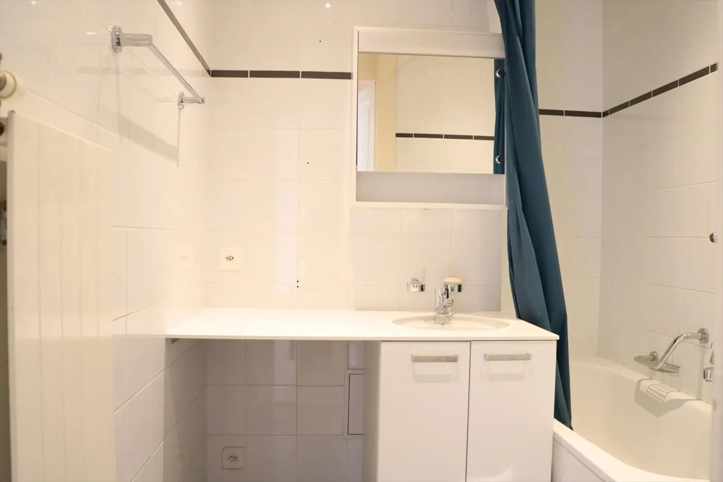 Appartement avec potentiel d'aménagement en 5 pièces, à Acacias. - Photo 8 sur 11