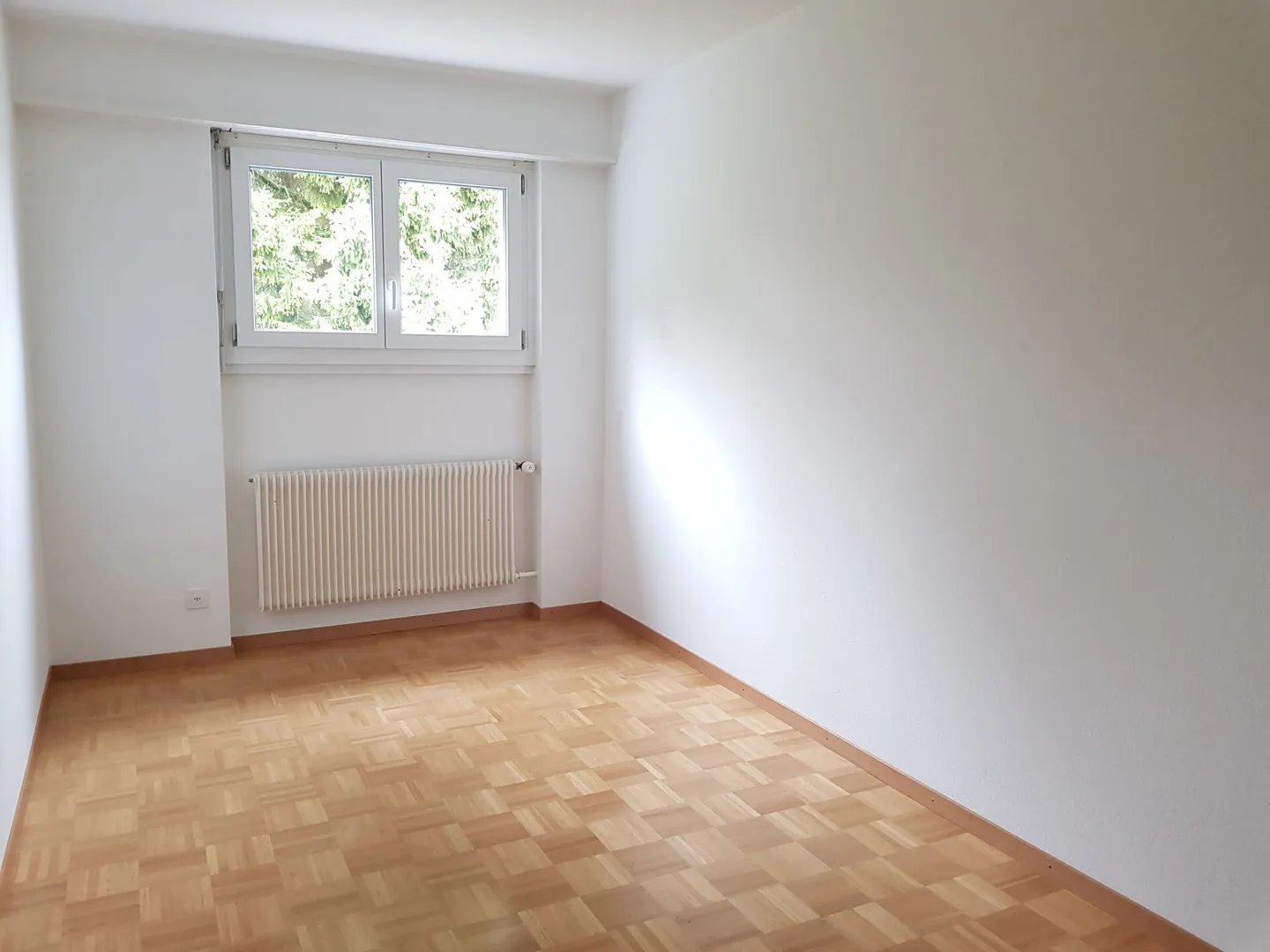 Renovated 4-room apartment in Lyss - Photo 7 of 12