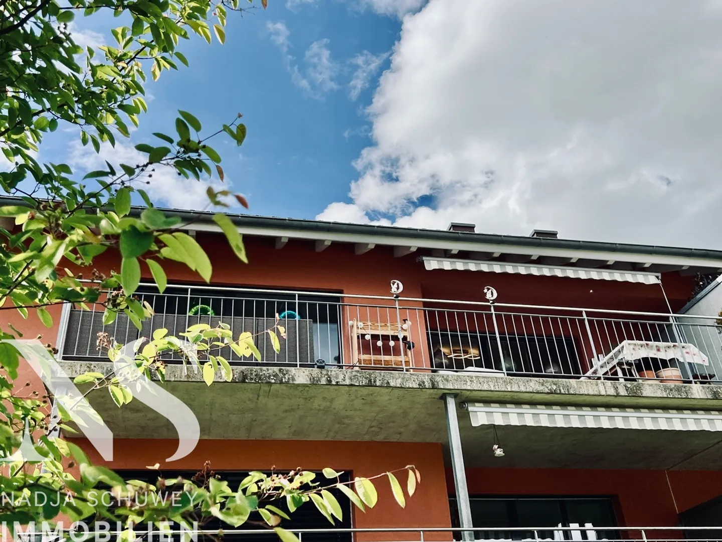 Spacious 4.5-Room Apartment - Photo 1 of 15