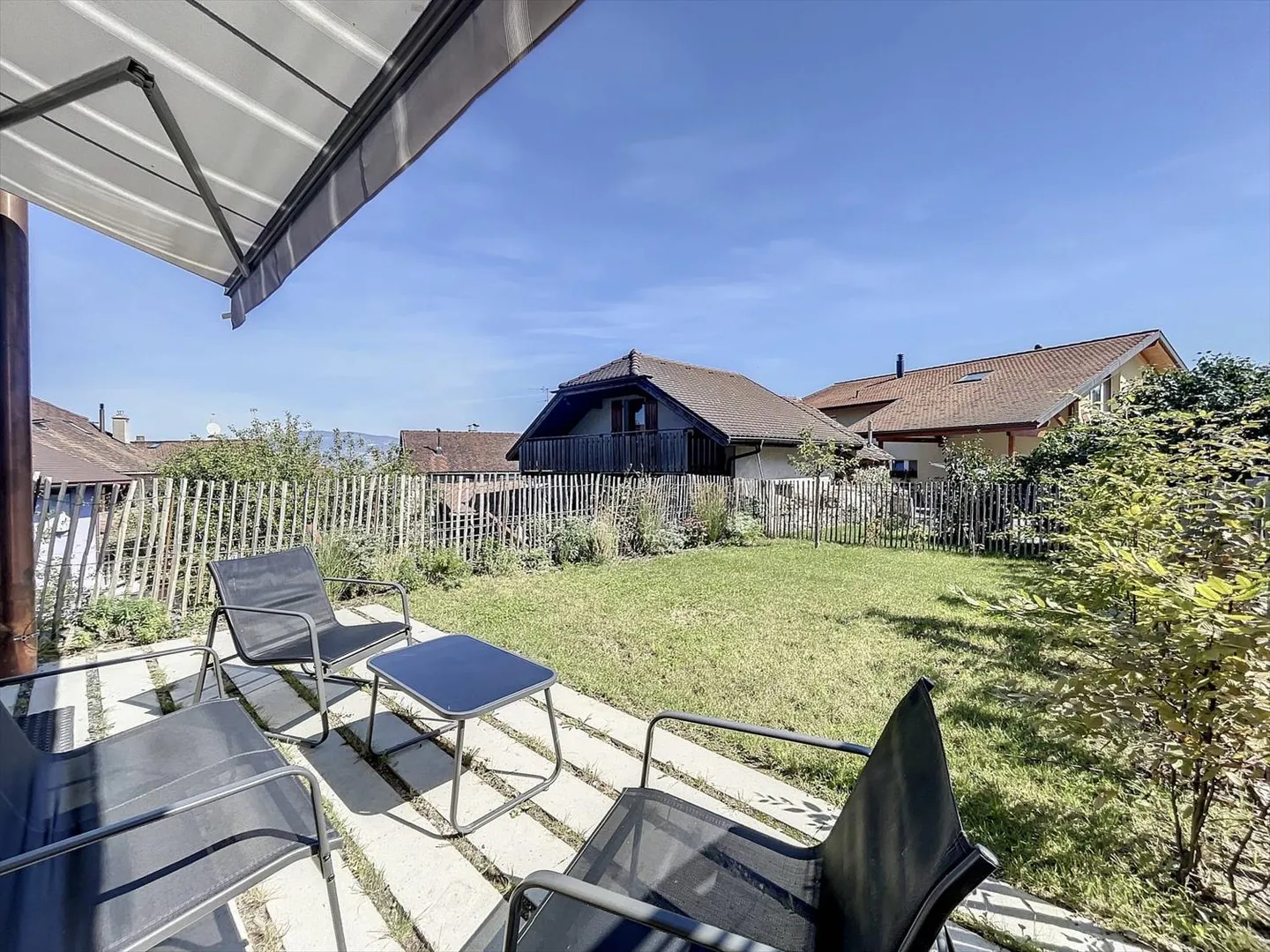 Casa con 2 appartamenti situata nel cuore del villaggio di Saint-Gingolph - Foto 10 di 13
