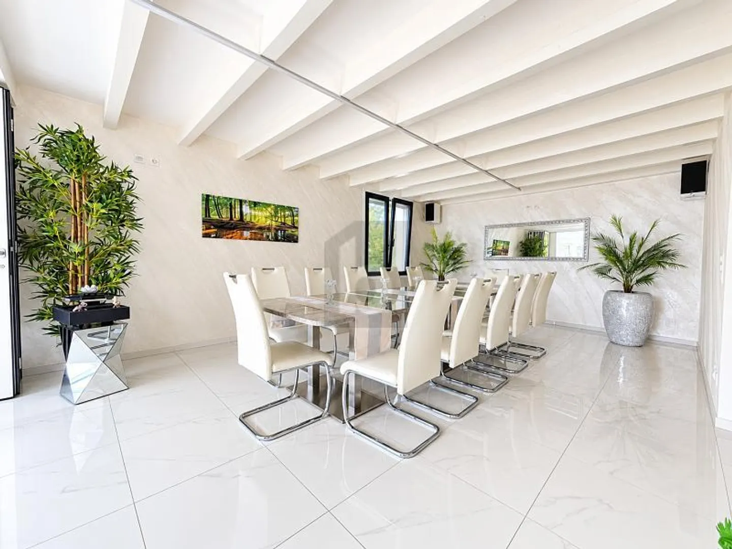 Exclusif avec piscine et salle de bien-être luxueuse - Photo 3 sur 6
