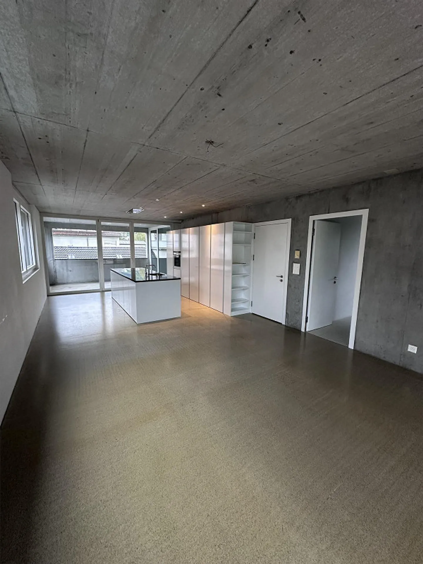 exklusive Wohnung in kleinem Mehrfamilienhaus im 2.OG - Foto 16 von 18