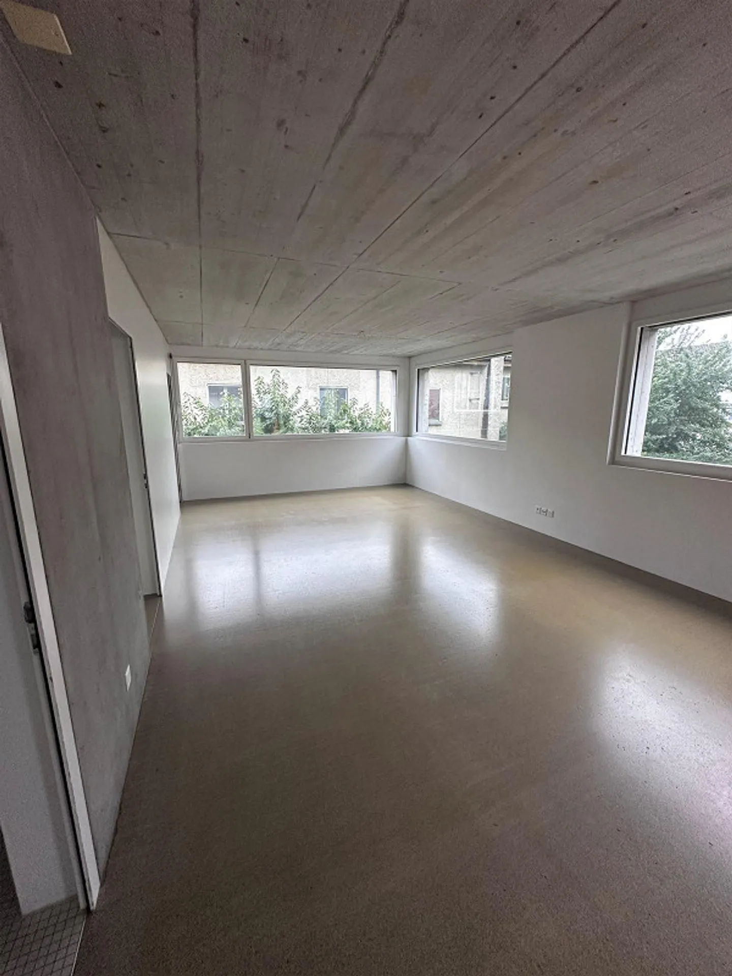 exklusive Wohnung in kleinem Mehrfamilienhaus im 2.OG - Foto 18 von 18