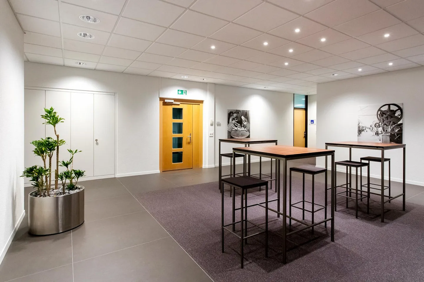 Prisma Steinhausen - Ideal Offices in the Service Park - Photo 2 of 9