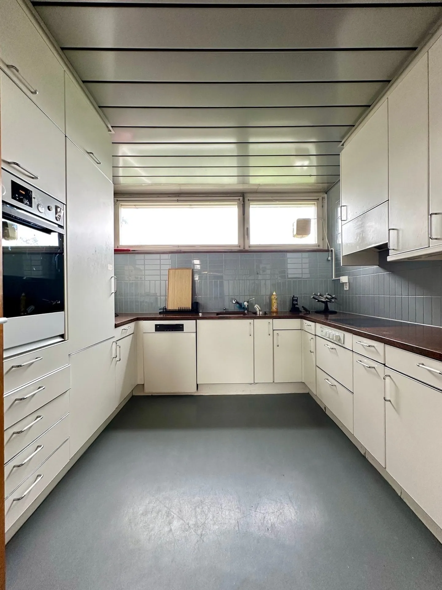 Maison d'architecte avec vue dégagée dans un emplacement calme à Reinach BL - Photo 7 sur 29