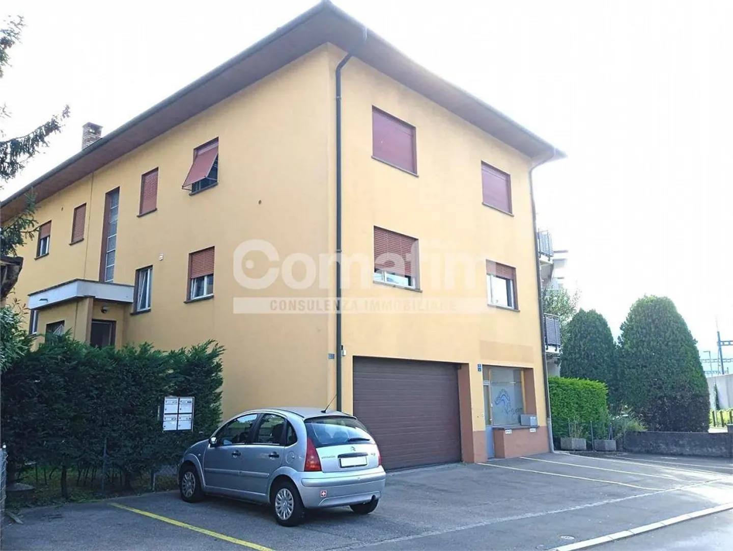 Palazzina a reddito a Giubiasco presso la stazione - Foto 2 di 11