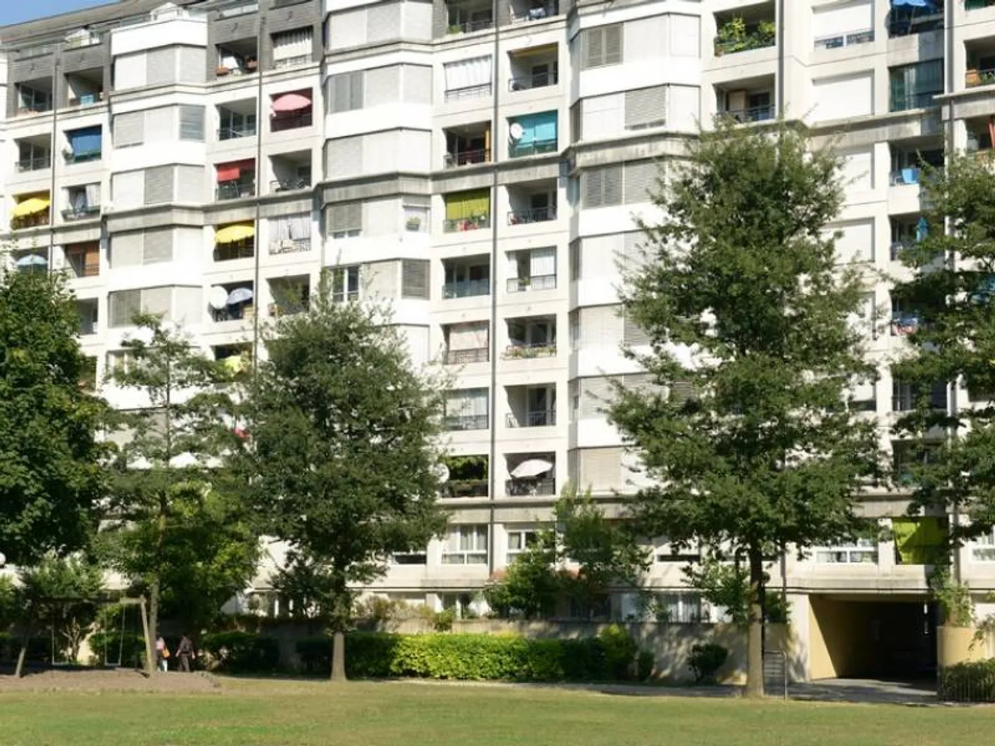 Parking - Geneva - Photo 2 of 4