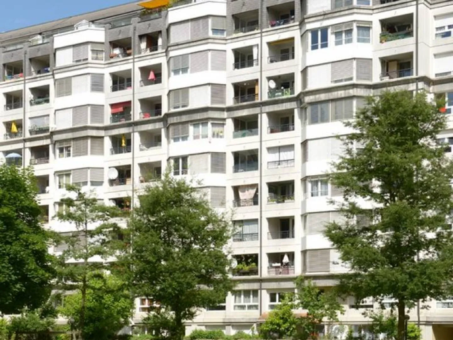 Parking - Geneva - Photo 3 of 4