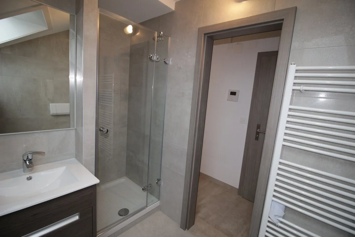 STUDIO MAGNIFICO Completamente ristrutturato! - Foto 5 di 9