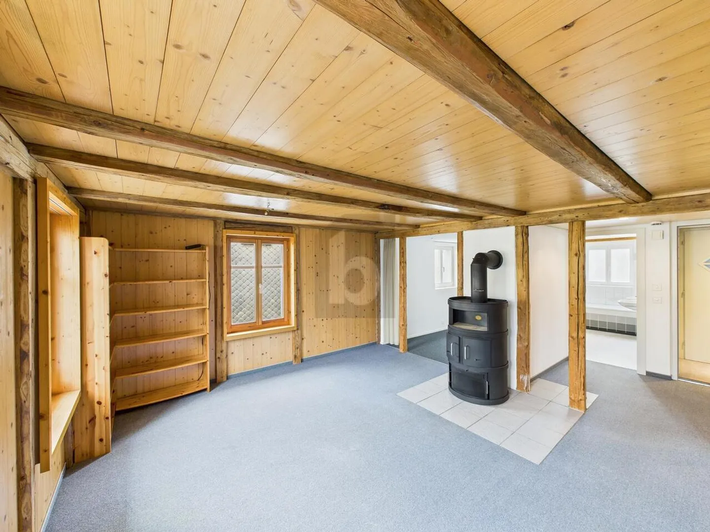 LIGHT-FILLED WITH HIGH CEILINGS - Photo 4 of 6