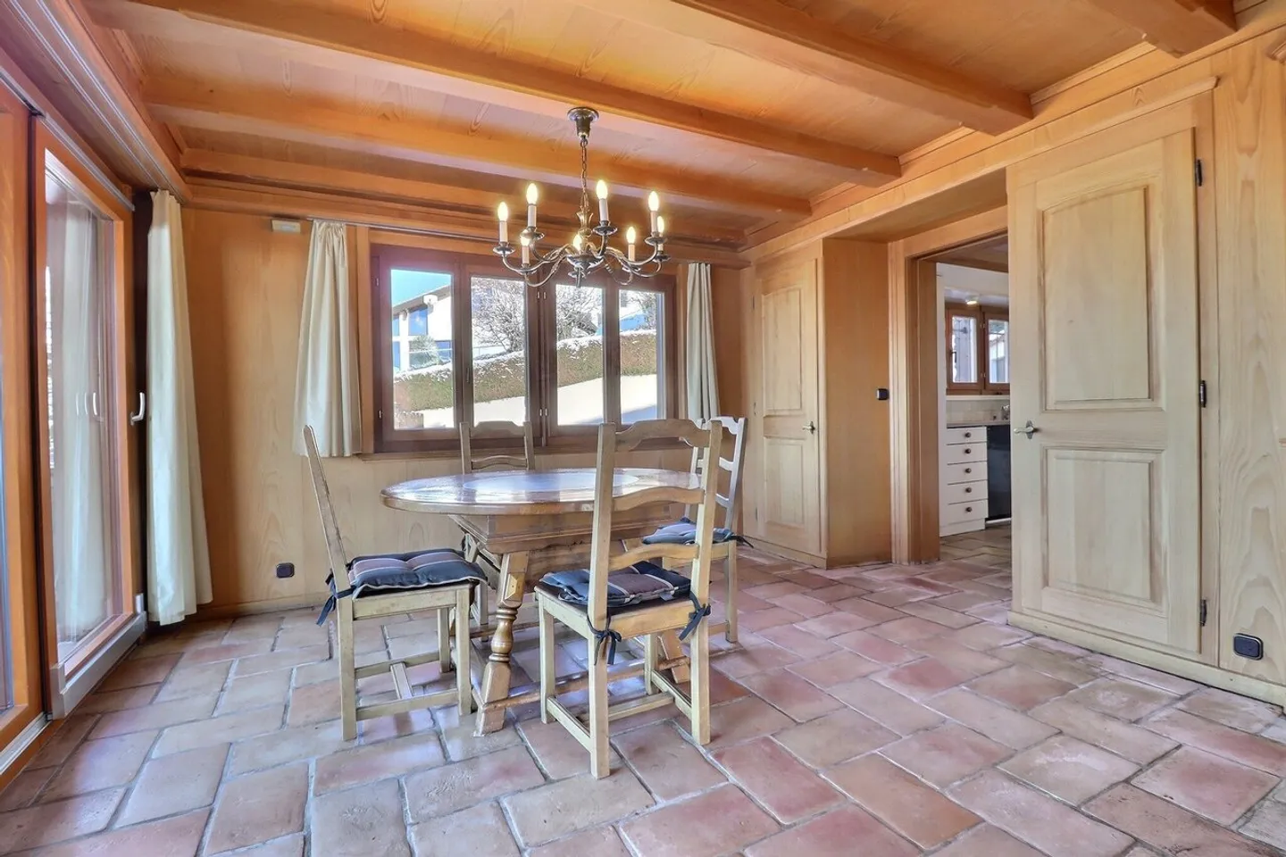 Chalet dans le charmant Blonay - Photo 5 sur 10