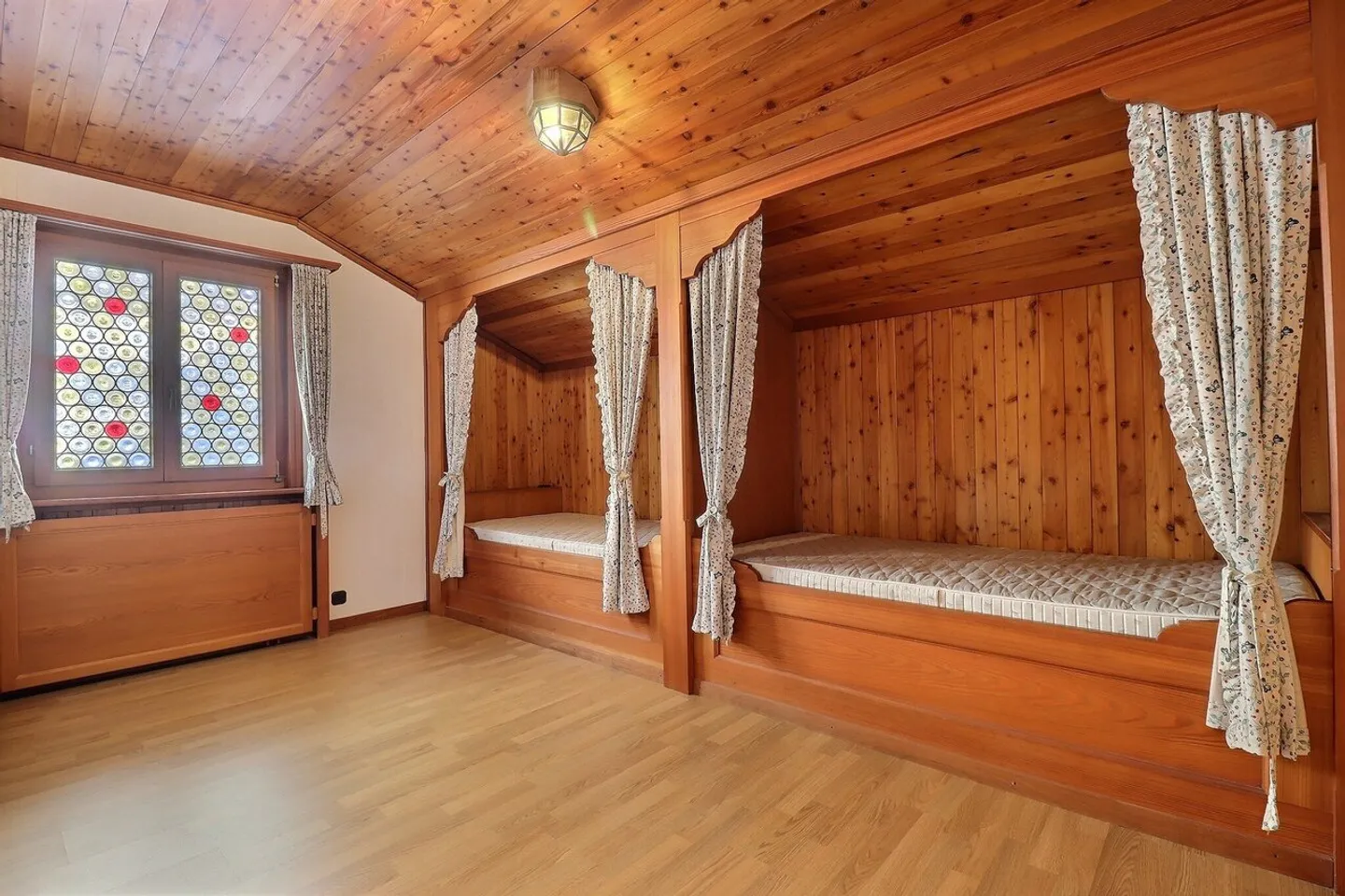 Chalet dans le charmant Blonay - Photo 8 sur 10
