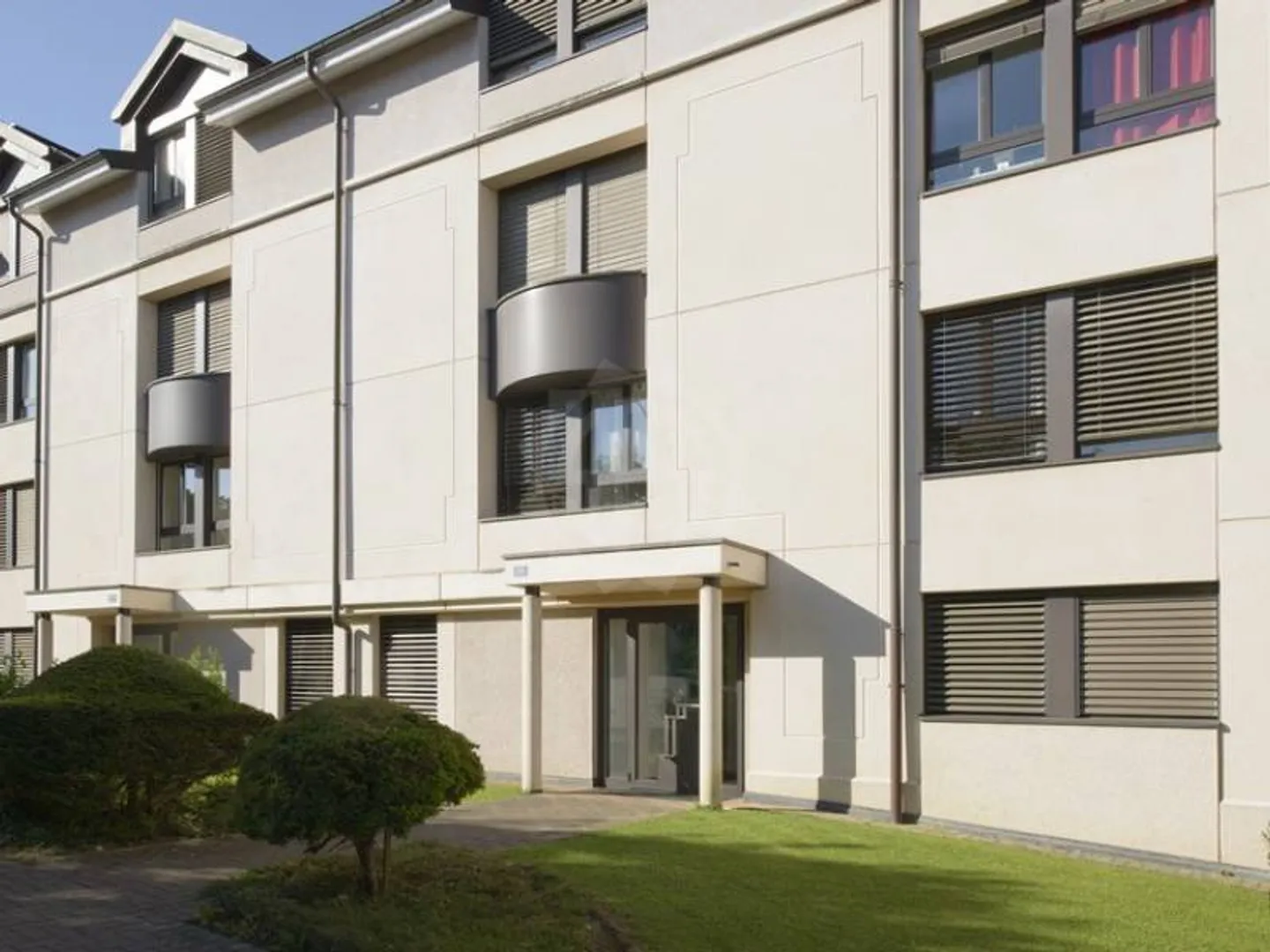 Parcheggio - Carouge - Foto 2 di 4