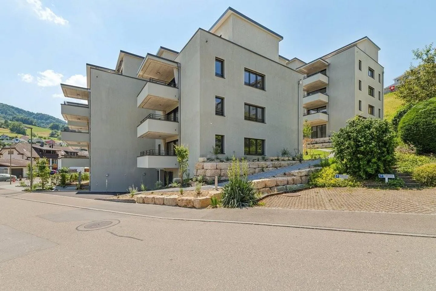 ERSTVERMIETUNG - exklusive Attikawohnung mit 3 Terrassen - Photo 2 sur 12