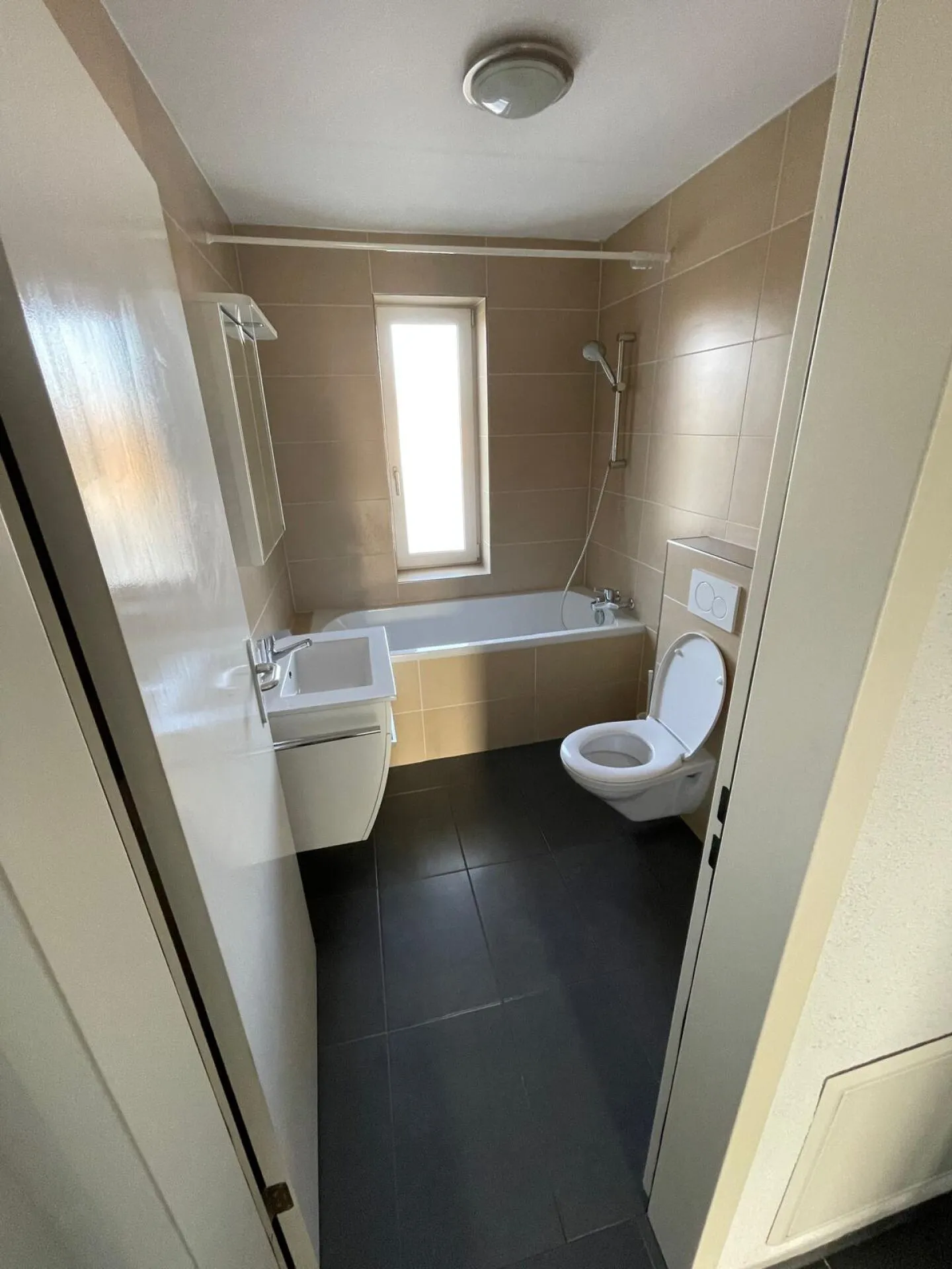 2.5 Room Apartment in Derendingen - Photo 4 of 5