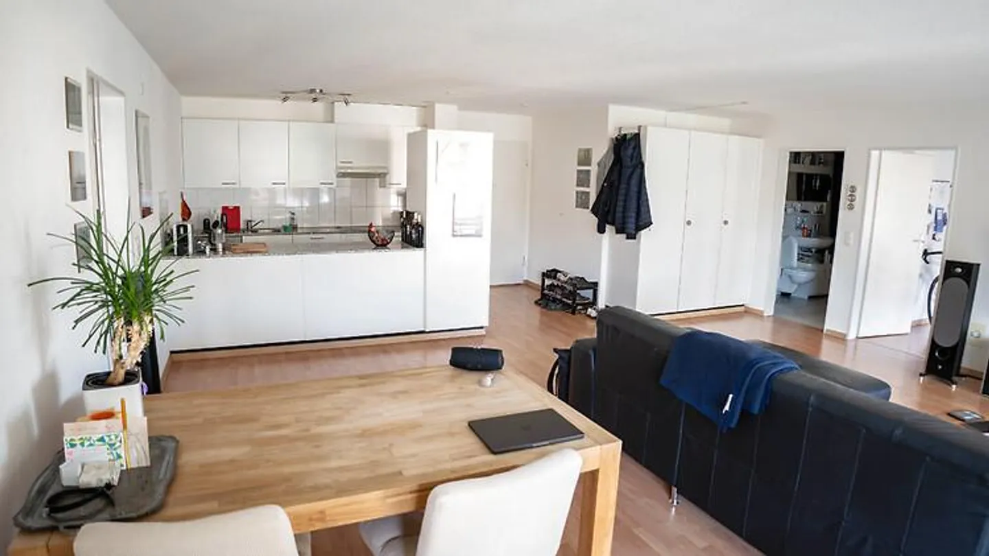 APPARTEMENT 3½ PIÈCES À WINTERTHUR, MEUBLÉ, TEMPORAIRE - Photo 1 sur 8