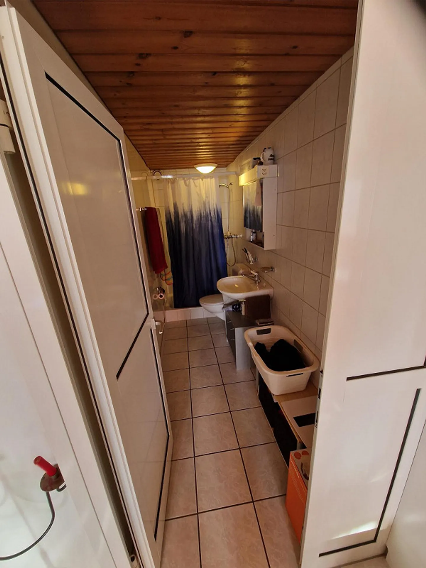 2½-Zimmer Untermieter-Wohnung mit Garten, super Ausblick und Lagerraum - Foto 8 von 8