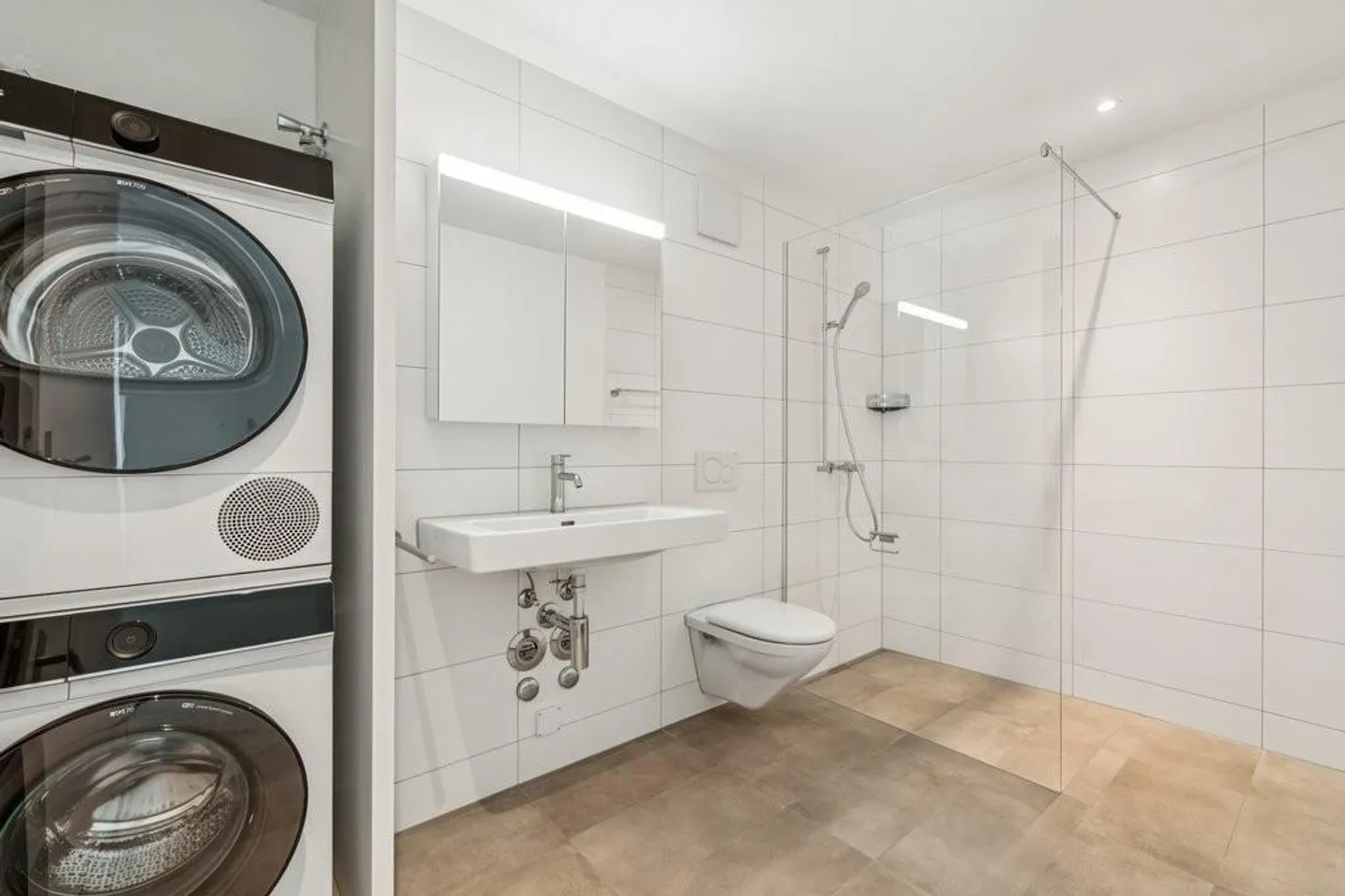 ERSTVERMIETUNG - exklusive Attikawohnung mit 3 Terrassen - Photo 9 sur 12