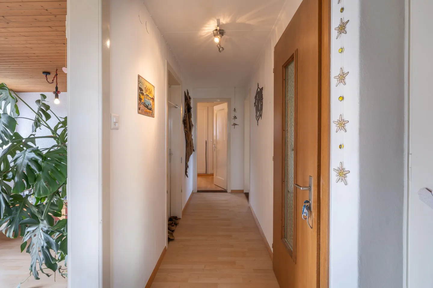 Appartement sous les combles de 3,5 pièces avec vue imprenable sur Belp - Photo 10 sur 13