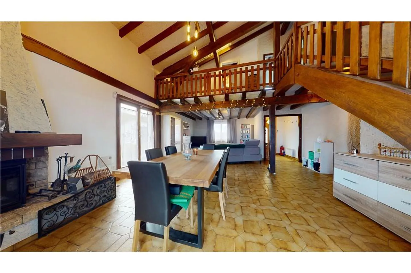 Charming house with stunning views and great potential / Exclusivity... - Photo 3 of 6