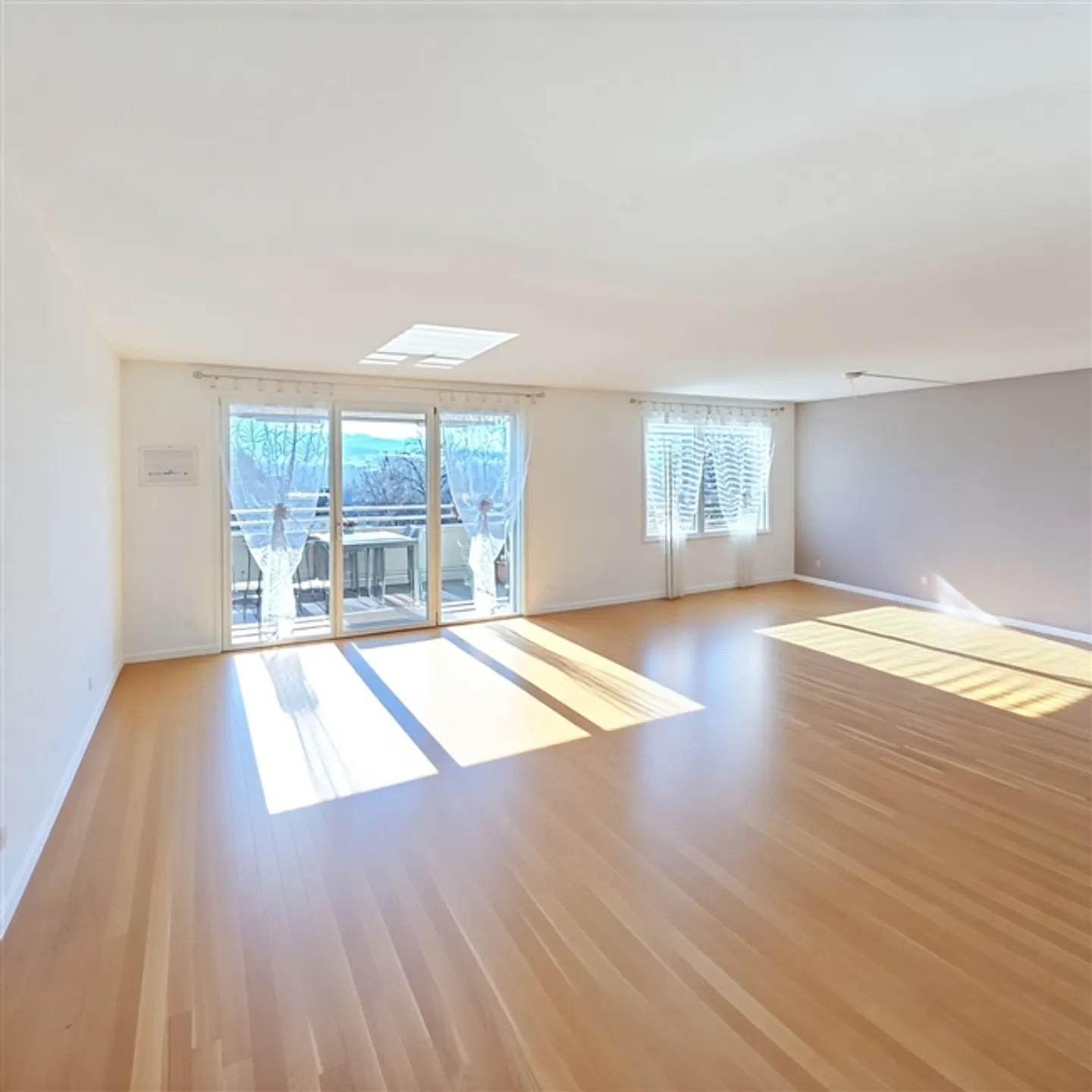 EXCELLENT PENTHOUSE-3.5P-BALCON-TERRACE-117m² - Photo 2 of 14