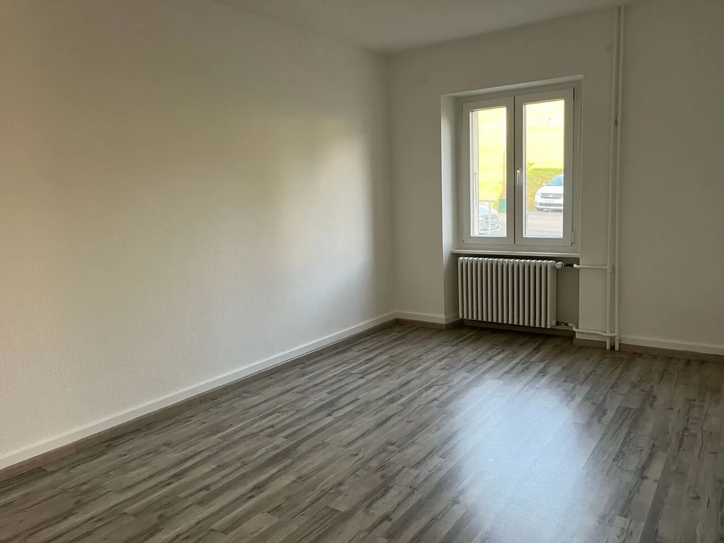 3.5-room apartment on the 1st floor / attractive conditions - Photo 5 of 13