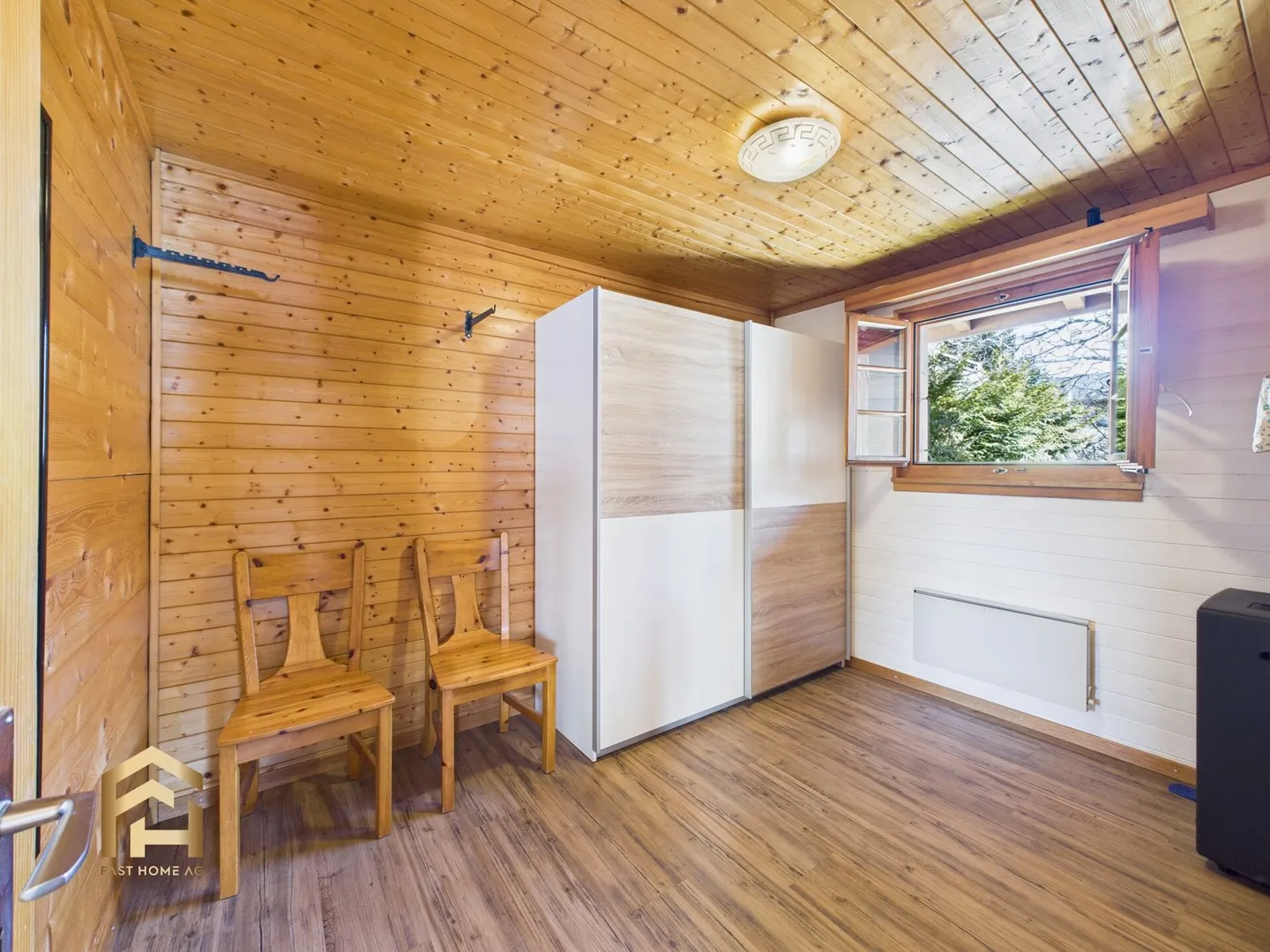 Sunny Chalet with Apartment and Expansion Potential - Photo 8 of 13