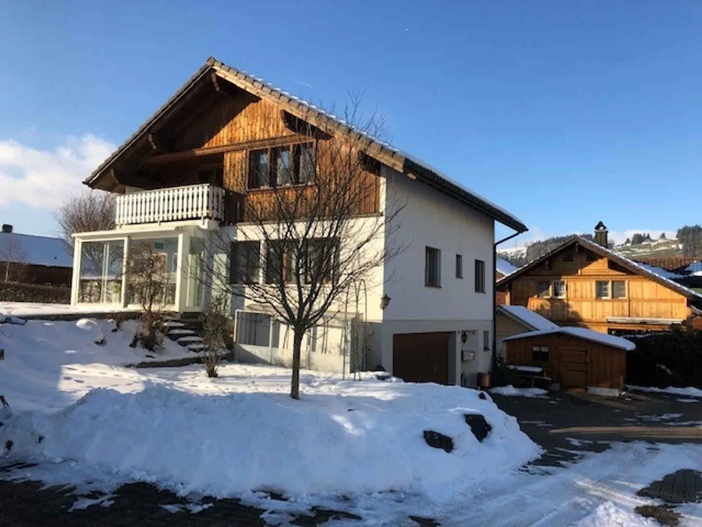 Single-family house in the countryside - Photo 2 of 16